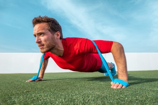 Exercício Para Máquina De Pernas Com Cintas Elásticas